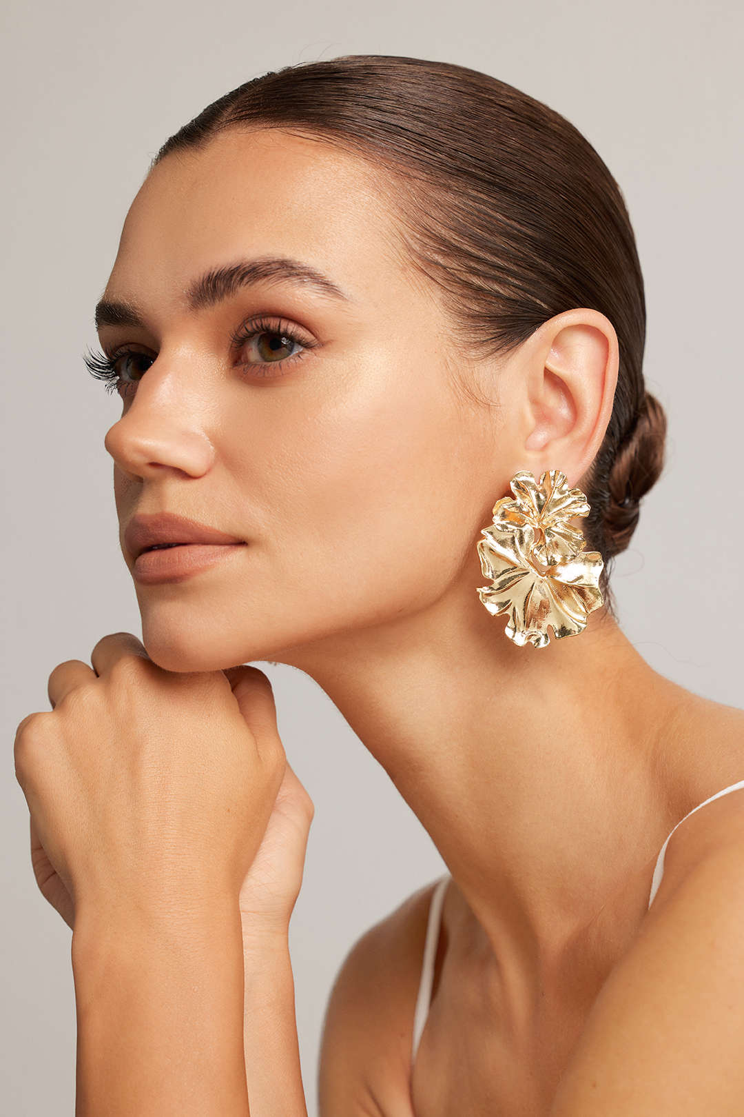 Alloy Wrinkled Irregular Leaf Earrings