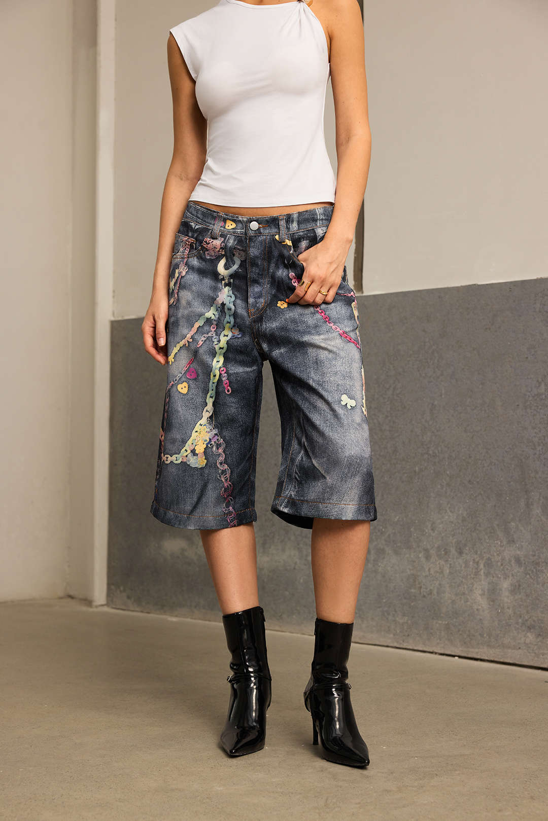 Chain Print  Wide Leg Shorts