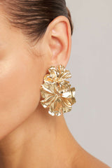 Alloy Wrinkled Irregular Leaf Earrings
