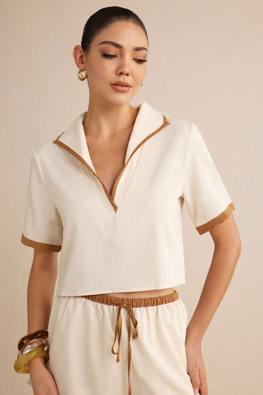 Contrast Binding Lapel V-Neck Short-Sleeve Shirt