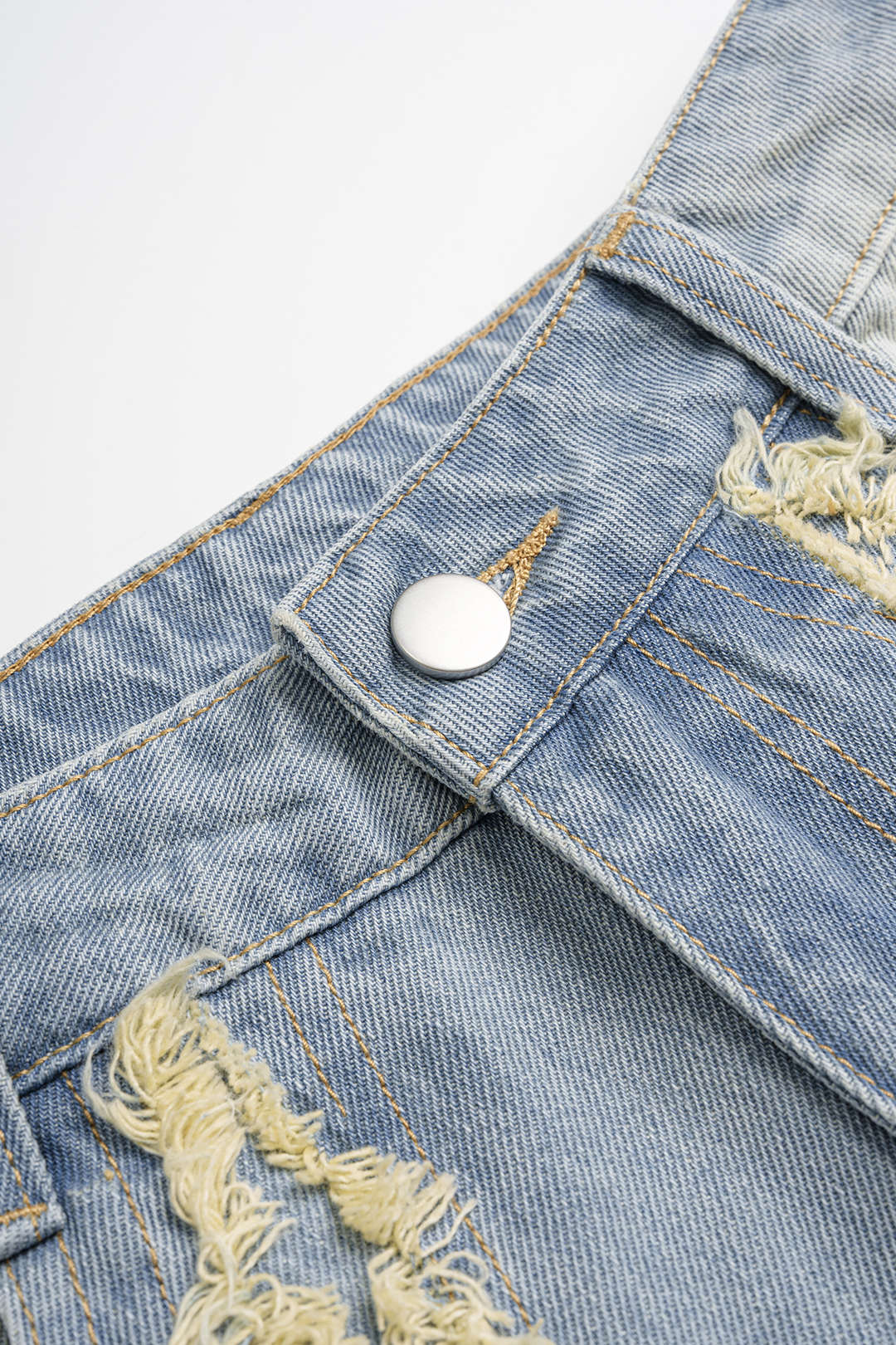 Denim Frayed Pocket Barrel Jeans