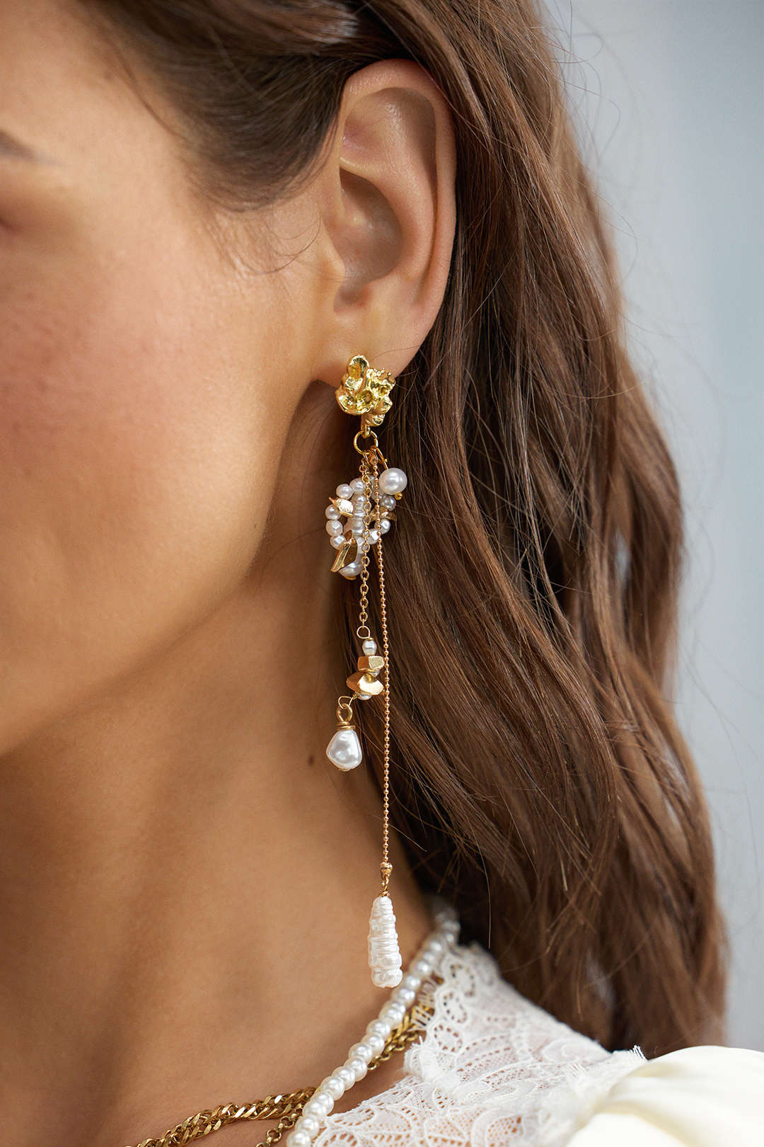 Alloy Asymmetrical Pearl Earrings