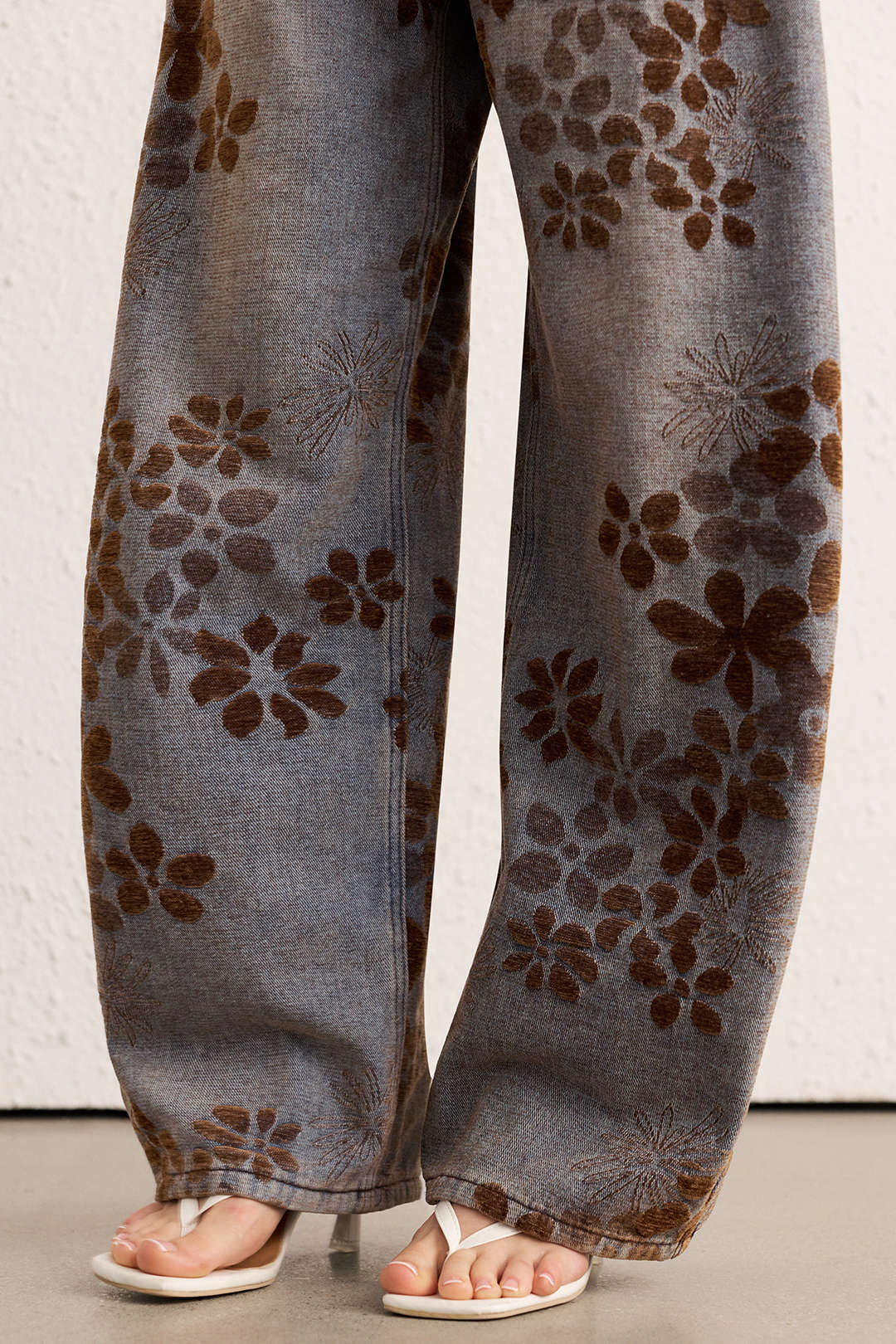Denim Floral Print High-Waist Pocket Jeans