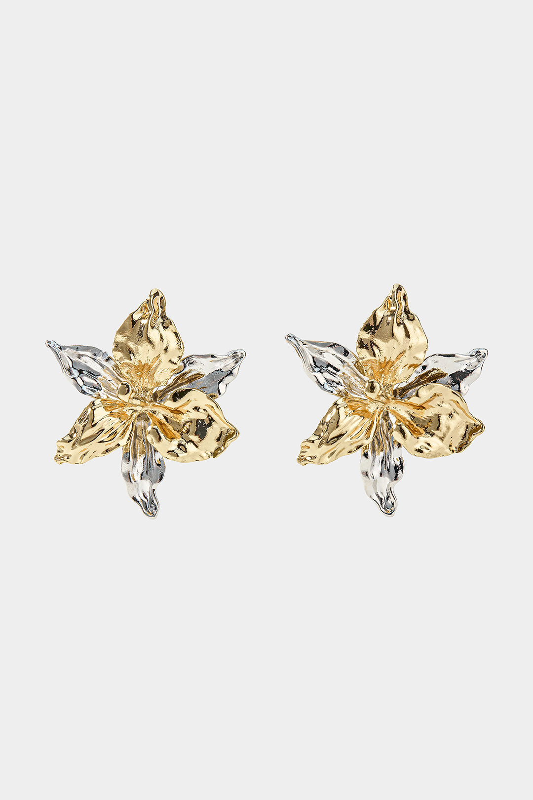 Alloy Contrast 3D Flower Earrings