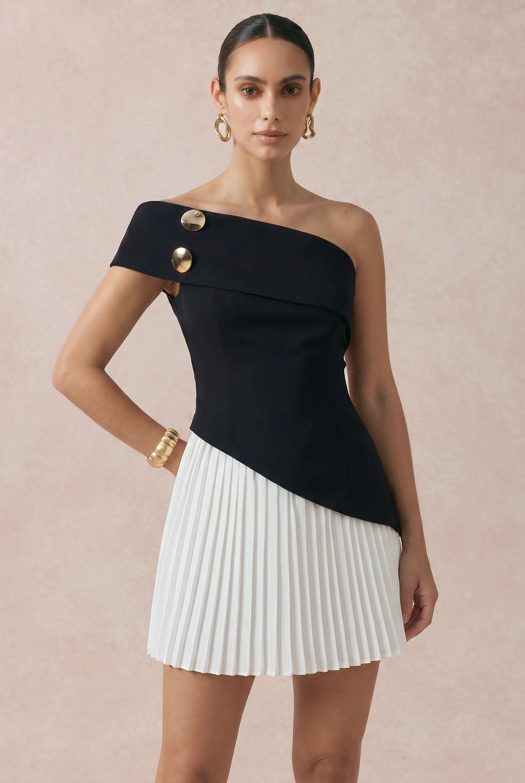 Contrast Off Shoulder Metallic Asymmetrical Pleated Sleeveless Mini Dress